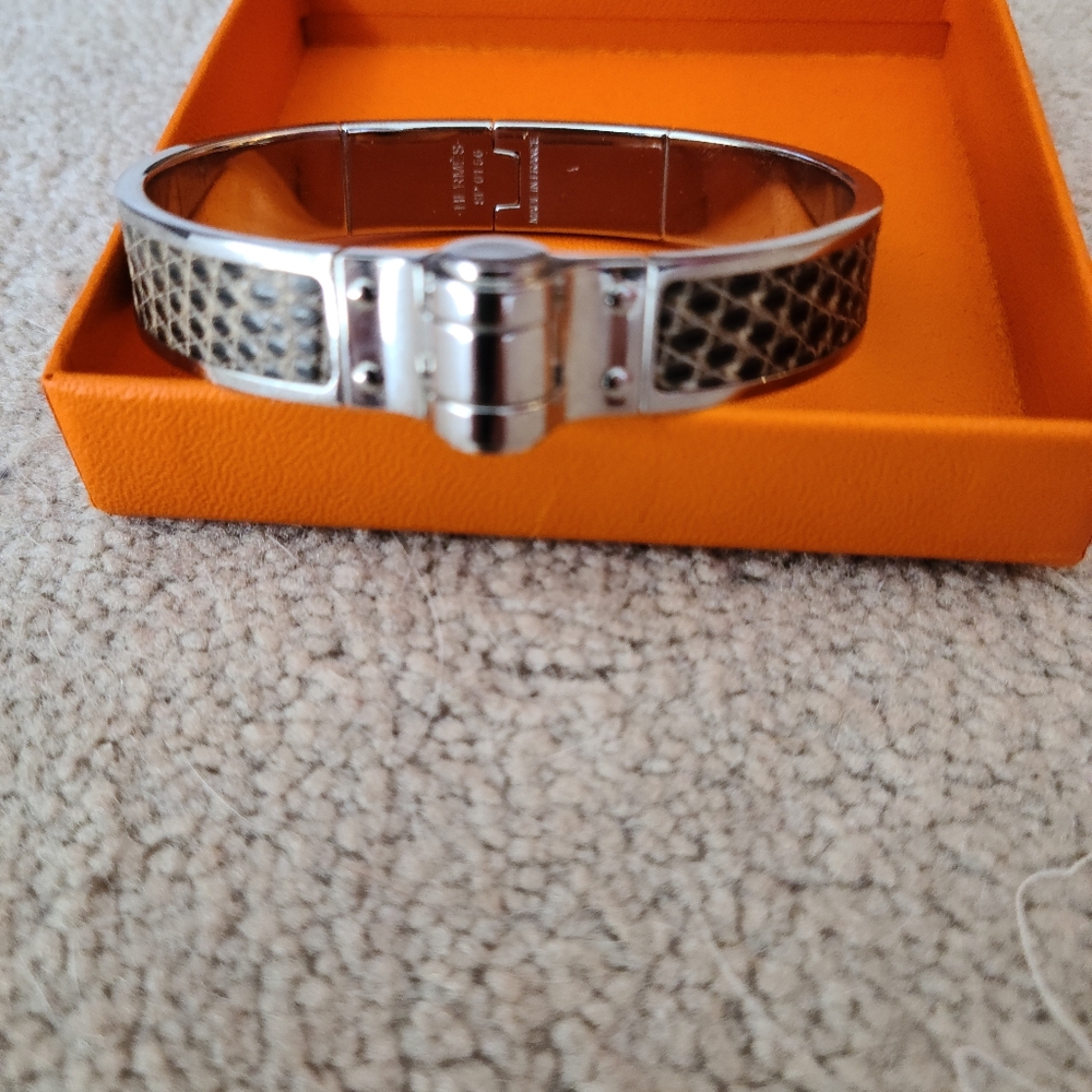 NWOT Hermes hinged snakeskin bangle bracelet